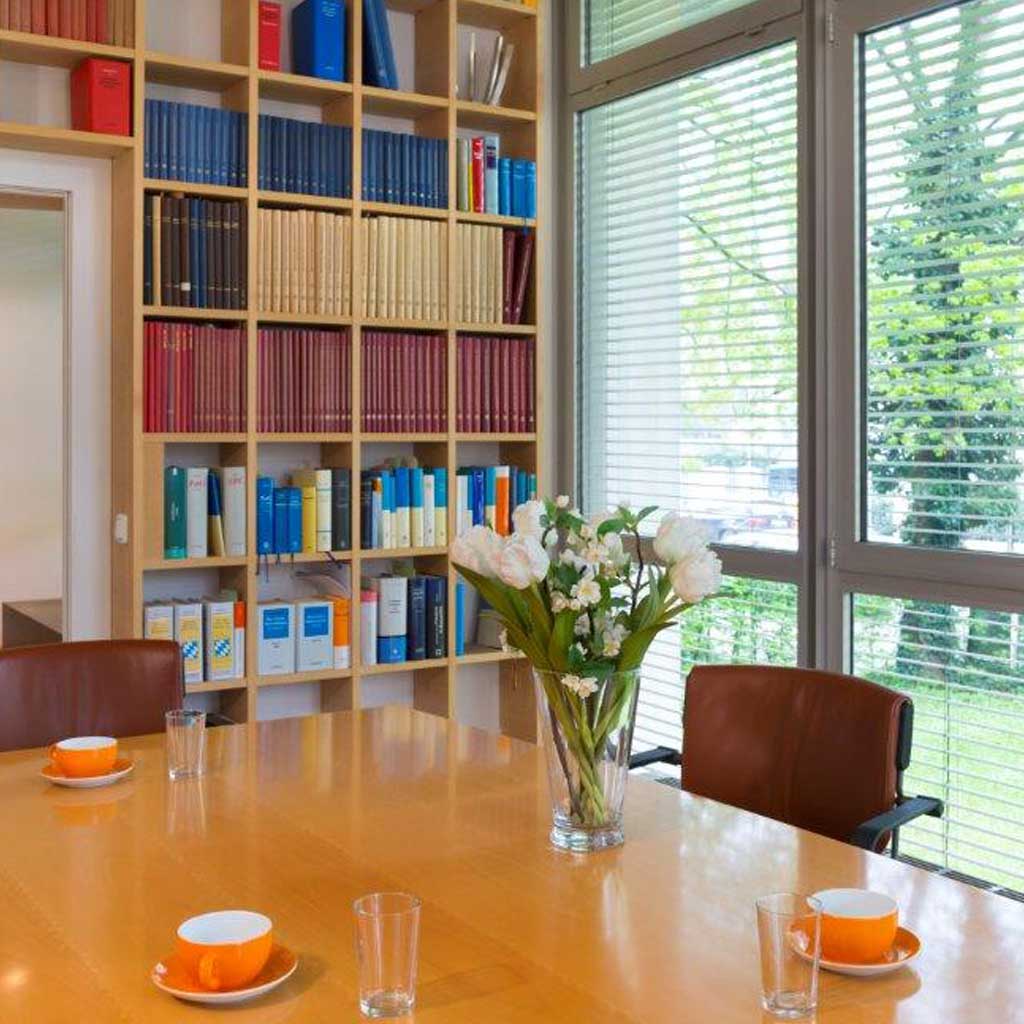 Conference Room of the Law Firm HML Holtz in Munich-Bogenhausen